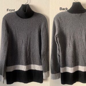 Bloomingdale's Cashmere Turtleneck Sweater Gray & Black M